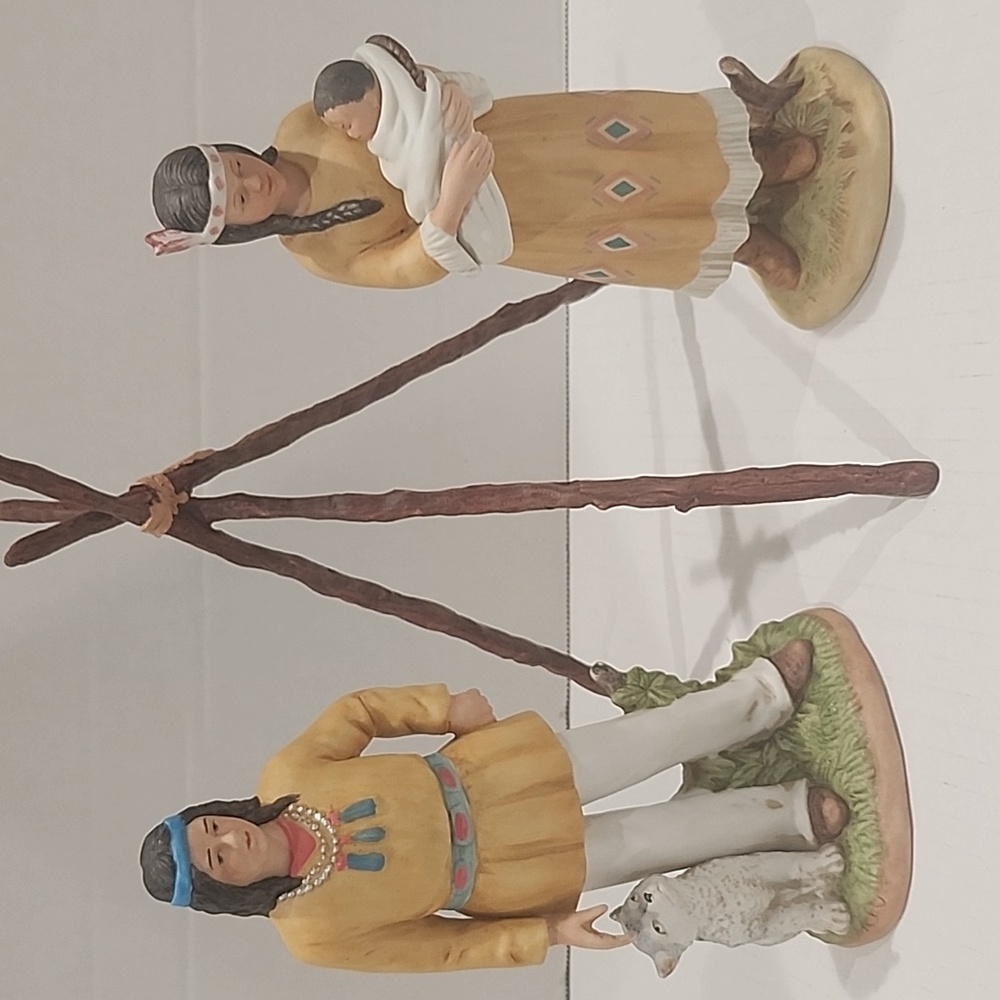 HOMCO Thanksgiving/Fall DecorPorcelain Native American Indian Figurines & Teepee